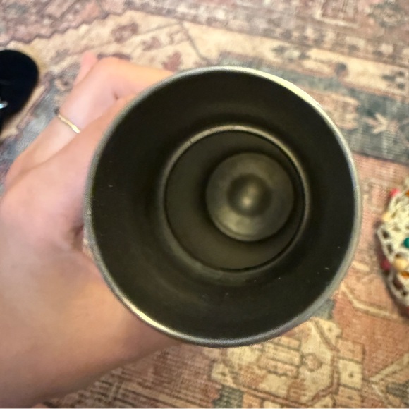 Lilly Pulitzer x Starbucks Swell Water Bottle - Picture 5 of 6